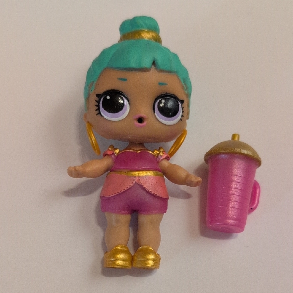 L.O.L. Surprise! series 2 Genie Doll *Missing Head Piece*
